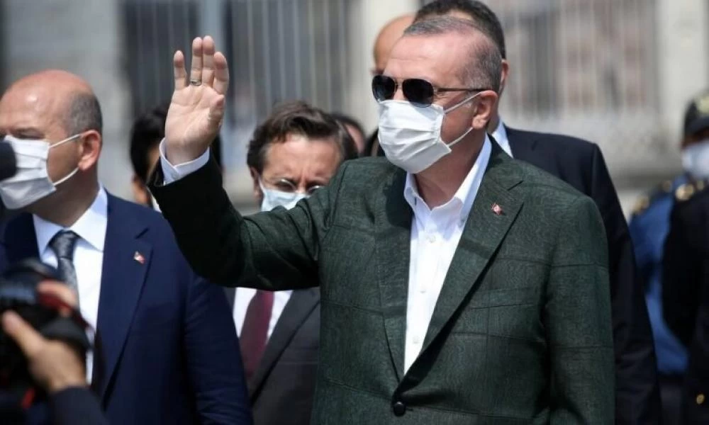Έτοιμος να εμβολιαστεί σήμερα ο Ερντογάν